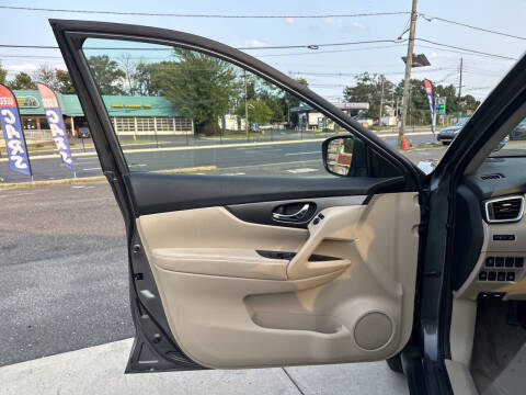 2015 Nissan Rogue SV