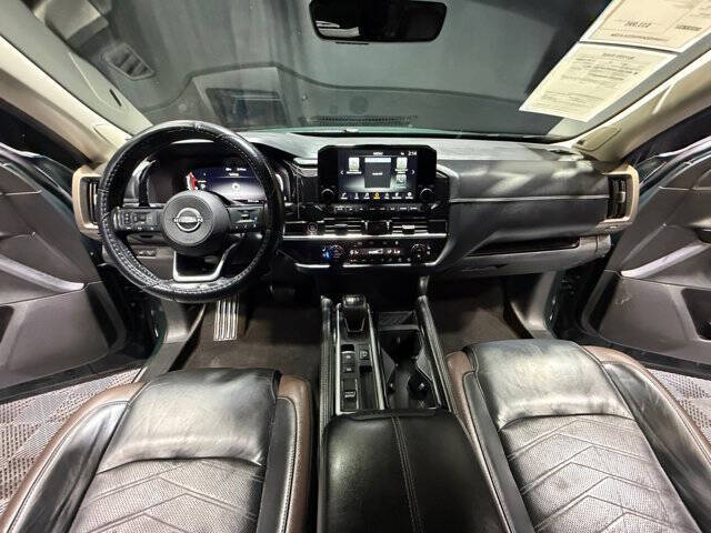 2023 Nissan Pathfinder Platinum