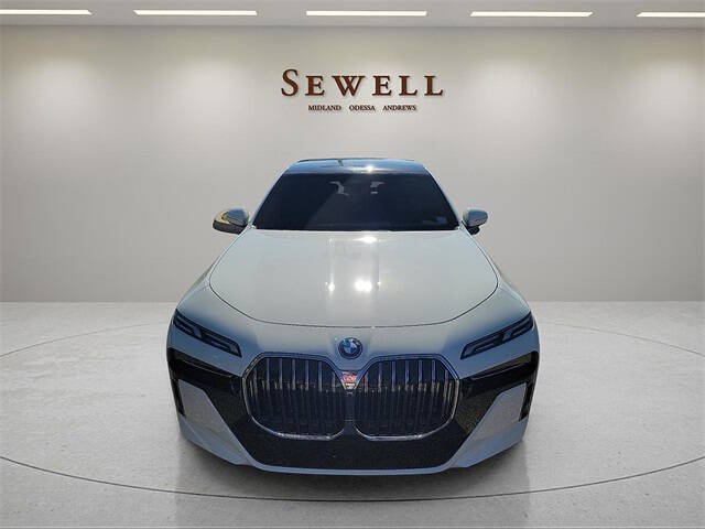 2026 BMW 7 Series 750e xDrive