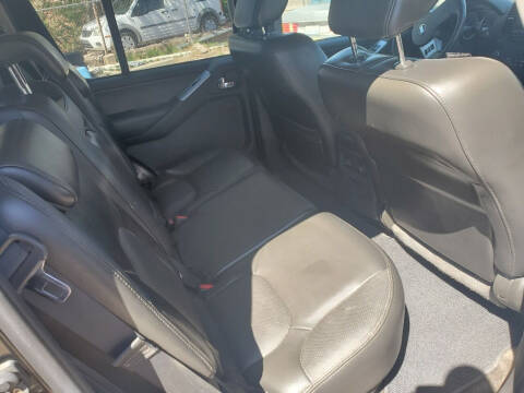 2011 Nissan Pathfinder Silver Edition