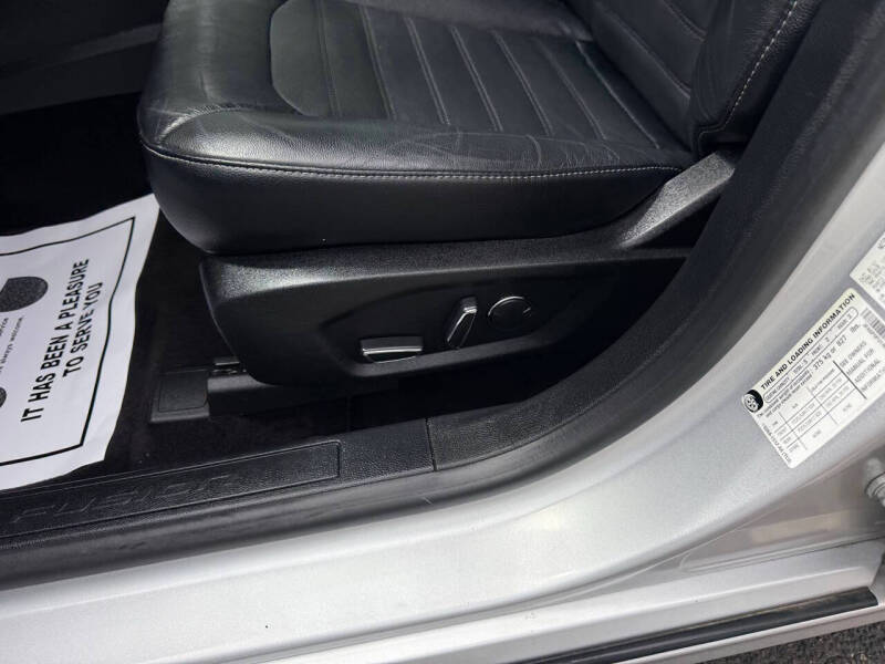 2017 Ford Fusion Energi SE Luxury