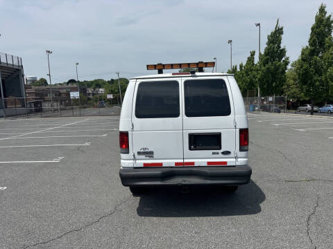 2012 Ford E-Series E-350 SD