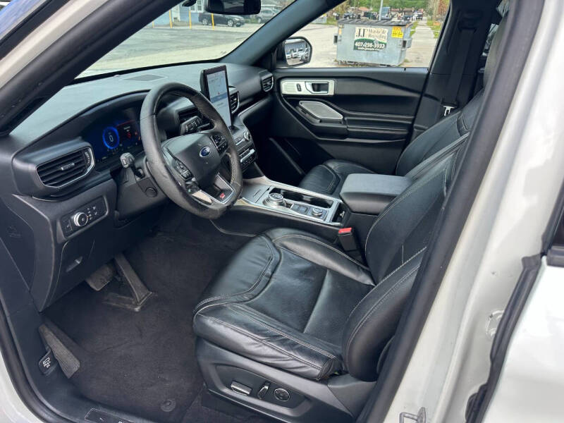 2020 Ford Explorer ST