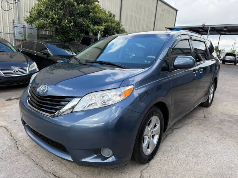 2014 Toyota Sienna