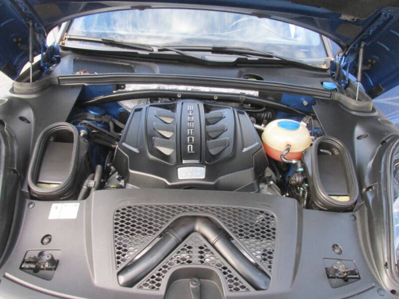 2017 Porsche Macan GTS