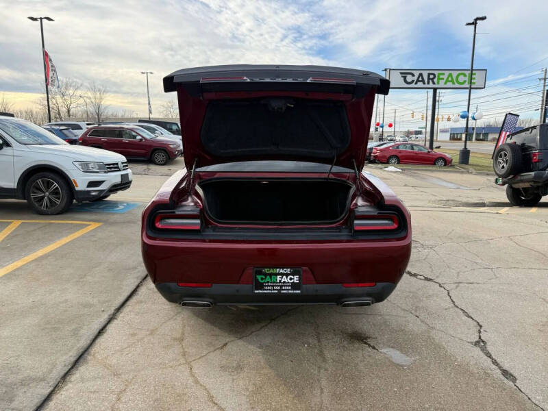 2019 Dodge Challenger SXT