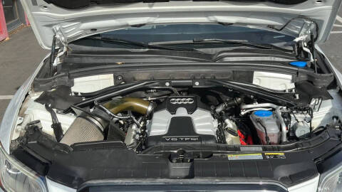 2016 Audi SQ5 3.0T quattro Premium Plus