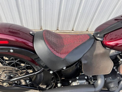 2014 Harley-Davidson FLS103 -