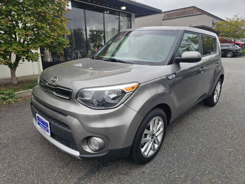 2017 Kia Soul +