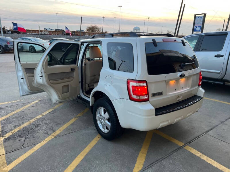 2011 Ford Escape XLT