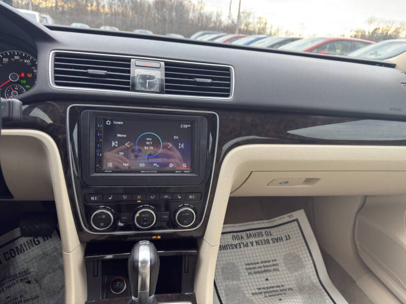 2014 Volkswagen Passat 2.0L TDI SEL Premium