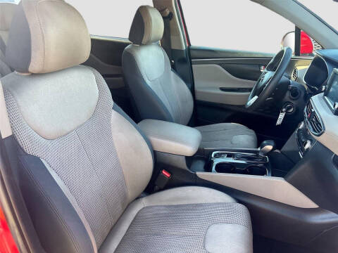 2020 Hyundai Santa Fe SE