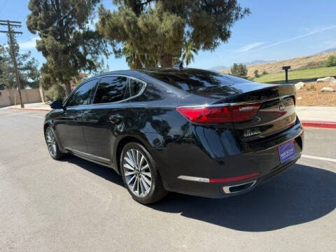 2017 Kia Cadenza Premium