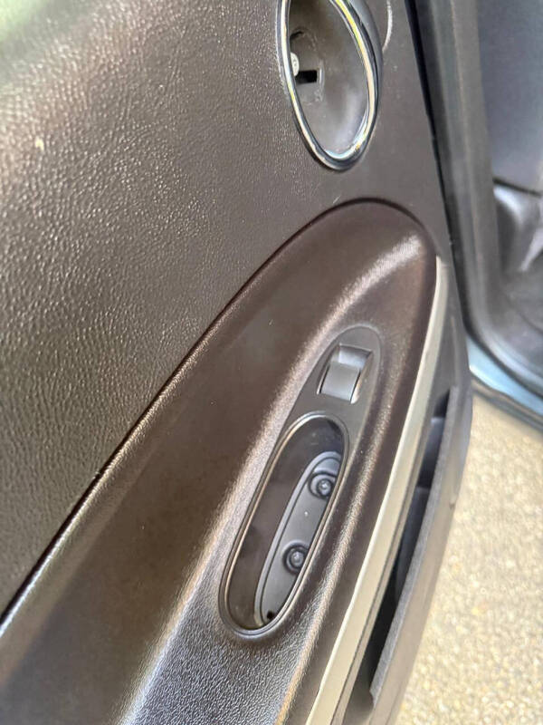 2011 Chevrolet HHR LT