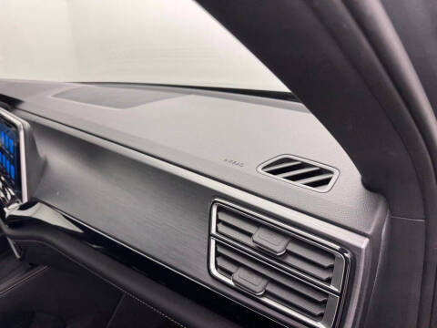 2024 Volkswagen Atlas Cross Sport SE 4Motion