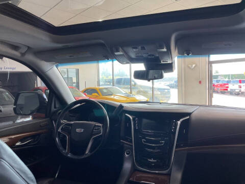 2020 Cadillac Escalade Luxury