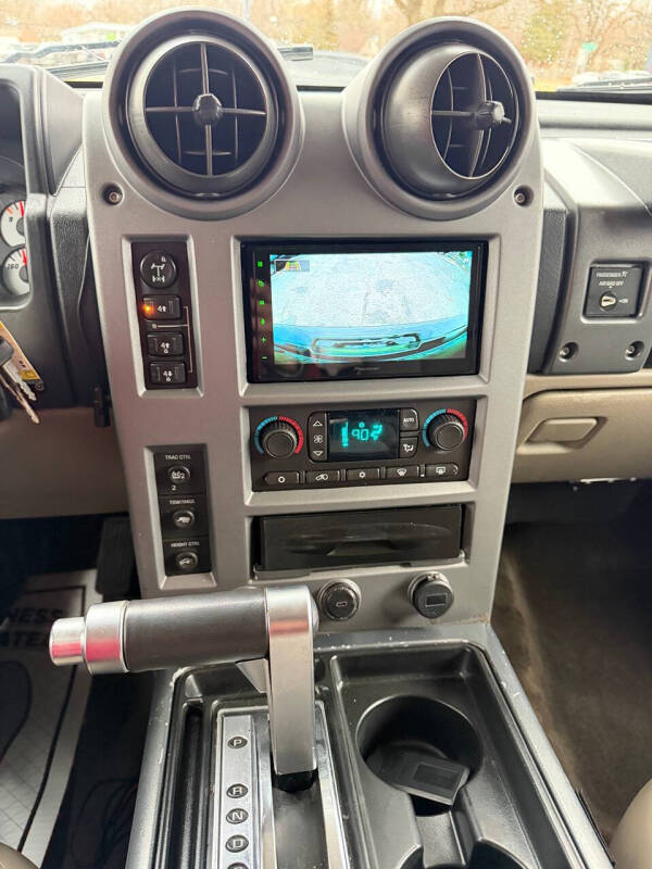 2003 HUMMER H2 Lux Series