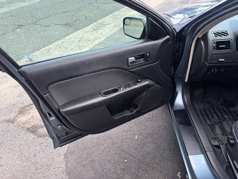 2012 Ford Fusion SE