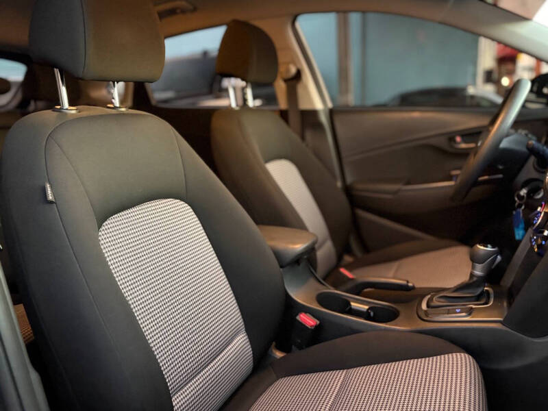 2021 Hyundai Kona SE