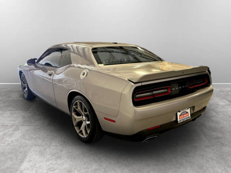 2015 Dodge Challenger SXT