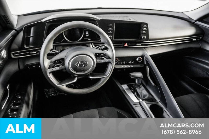 2022 Hyundai Elantra