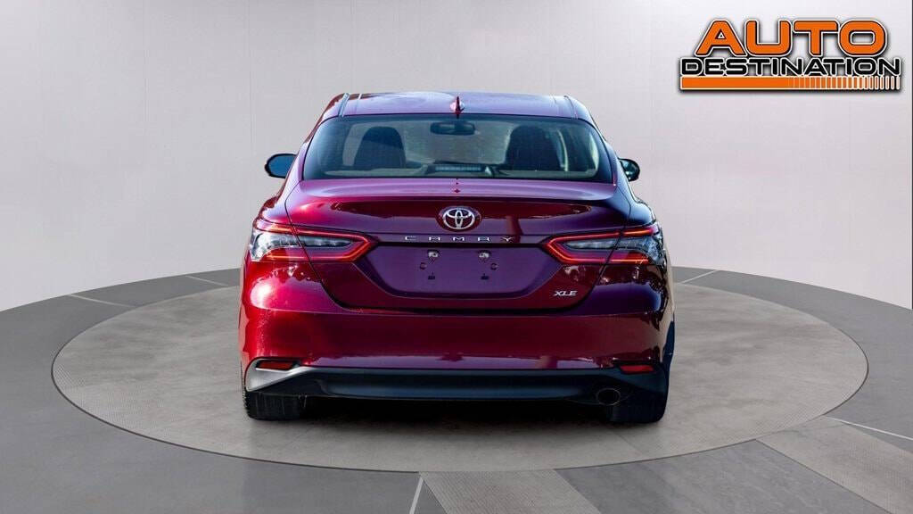 2022 Toyota Camry for sale at Auto Destination in Puyallup, WA