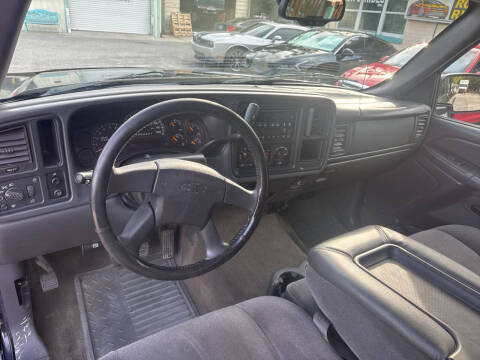 2005 Chevrolet Silverado 1500 LS