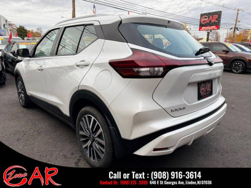 2023 Nissan Kicks SV