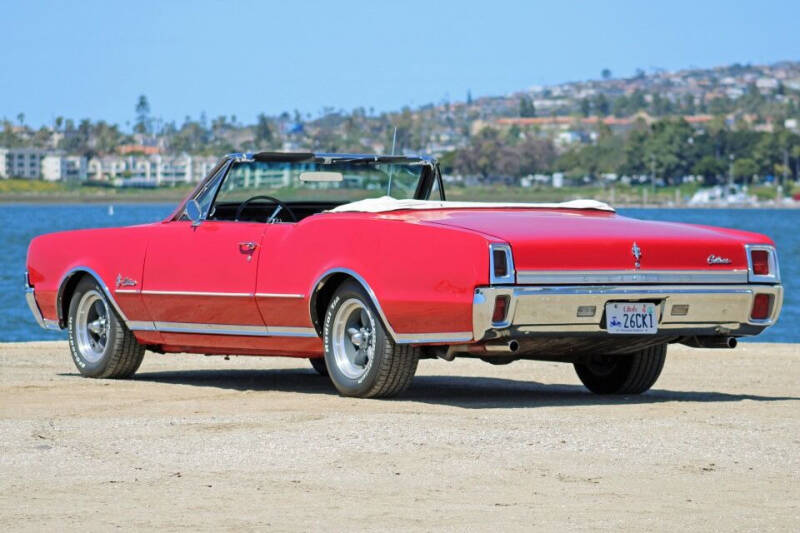 1967 Oldsmobile Cutlass Supreme