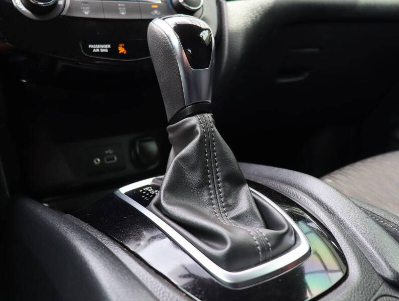 2018 Nissan Rogue S