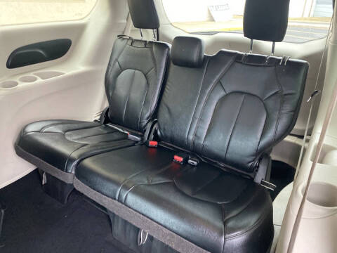 2019 Chrysler Pacifica Touring Plus