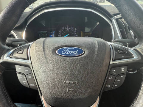 2017 Ford Edge Titanium
