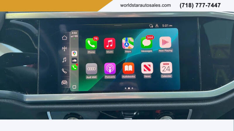 2022 Audi Q3 quattro Premium Plus 40 TFSI