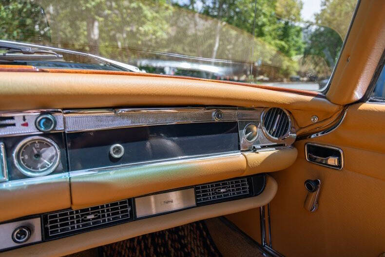 1969 Mercedes-Benz 280-Class
