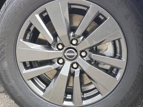 2026 Nissan Pathfinder SV