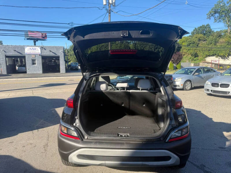 2022 Hyundai Kona SEL