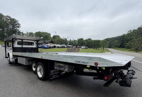 2019 Freightliner Business class M2