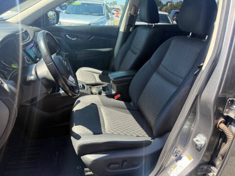 2017 Nissan Rogue