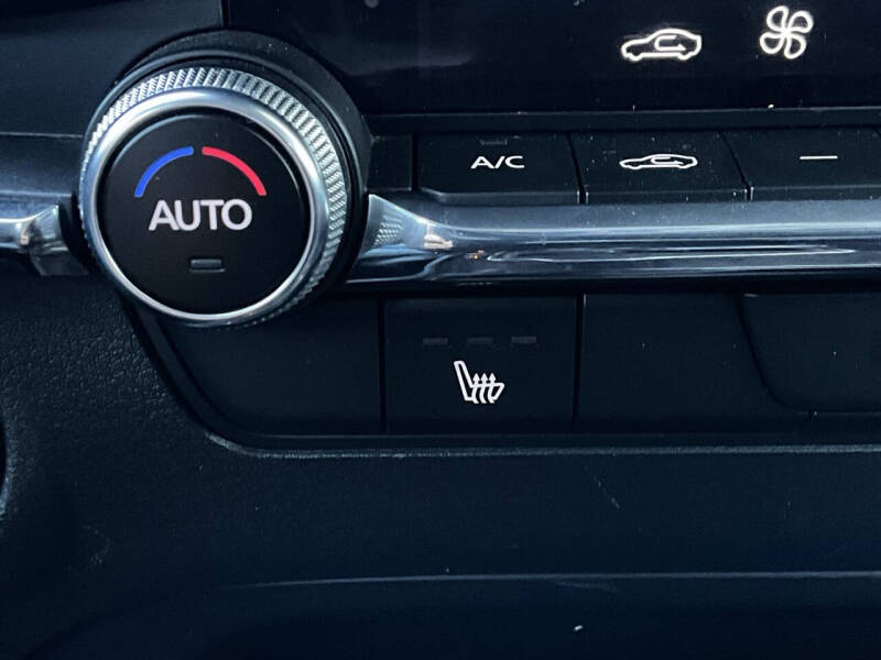 2025 Mazda Mazda3 Sedan 2.5 S Preferred