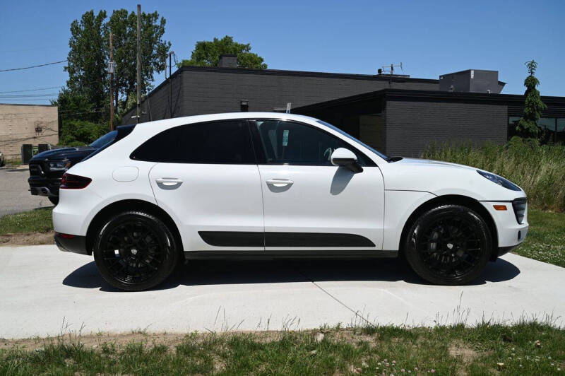 2018 Porsche Macan S