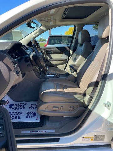 2013 GMC Acadia Denali