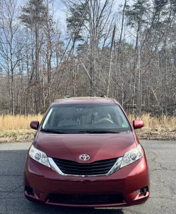 2011 Toyota Sienna for sale at ONE NATION AUTO SALE LLC in Fredericksburg VA