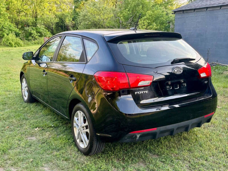 2011 Kia Forte5 EX