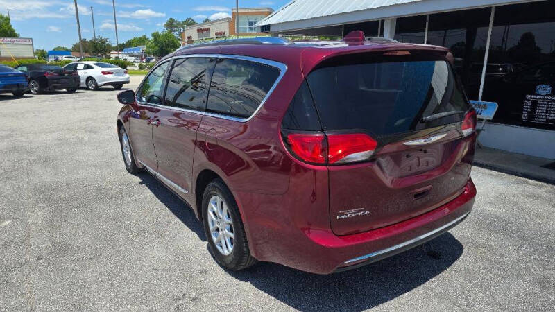 2020 Chrysler Pacifica Touring L