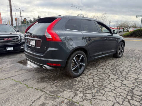 2016 Volvo XC60 T6 Drive-E R-Design Platinum