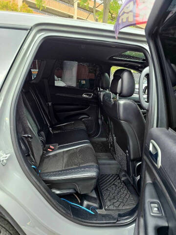 2019 Jeep Grand Cherokee Laredo E