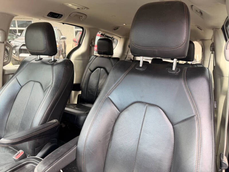 2019 Chrysler Pacifica Touring L