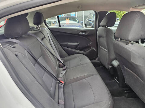 2017 Chevrolet Cruze LT Auto