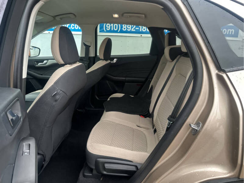 2021 Ford Escape SE