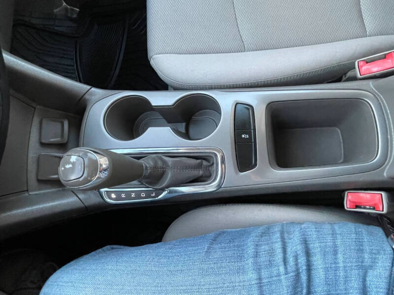 2017 Chevrolet Cruze LT Auto